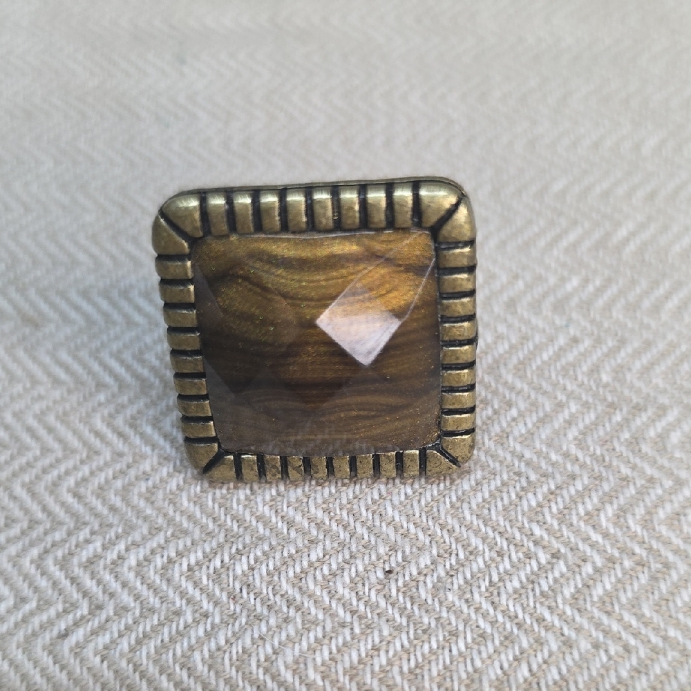 Avon Gold and Brown Men's Ring